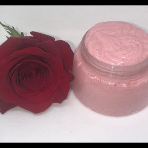 Foaming Pink Sugar Body Scrub